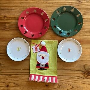 Mudpie Christmas Towel & 4 Christmas Plates